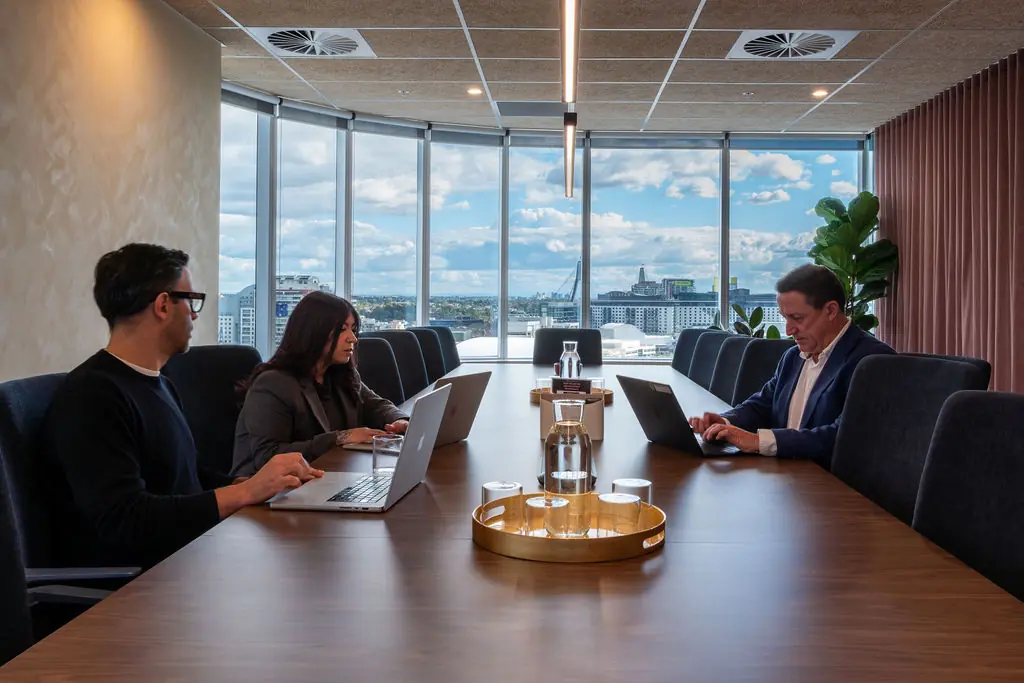 corporatecubes-co-347-kent-street-sydney-origin-boardroom-01